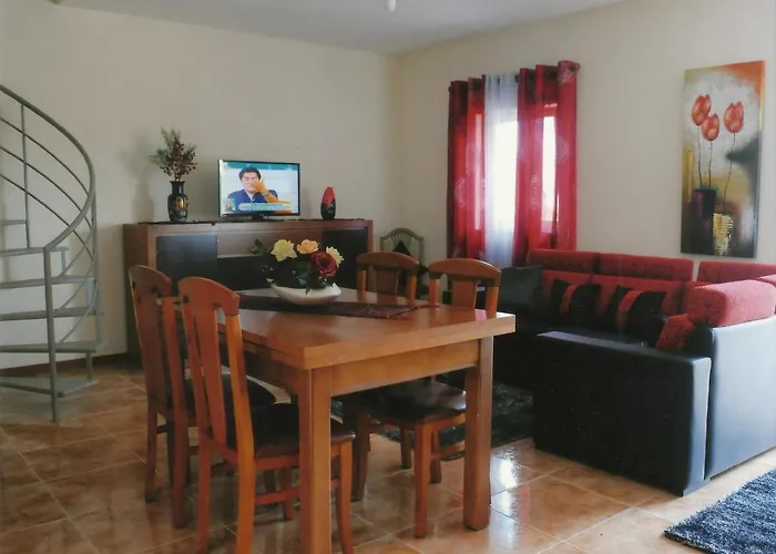 Сasa de vacaciones Casa Quelhas *